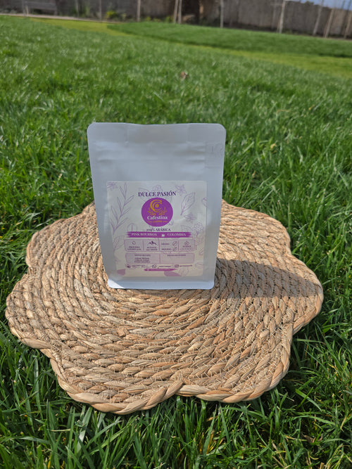 Café de especialidad 250 g + prensa francesa 300 ml